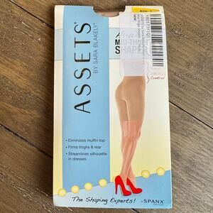 SPANX Assets Women's 2 (125lbs-155lbs) High Waist Mid Thigh Shaper Shorts Nude